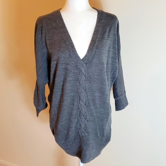 New York & Co. gray v neck sweater size medium - Picture 1 of 8